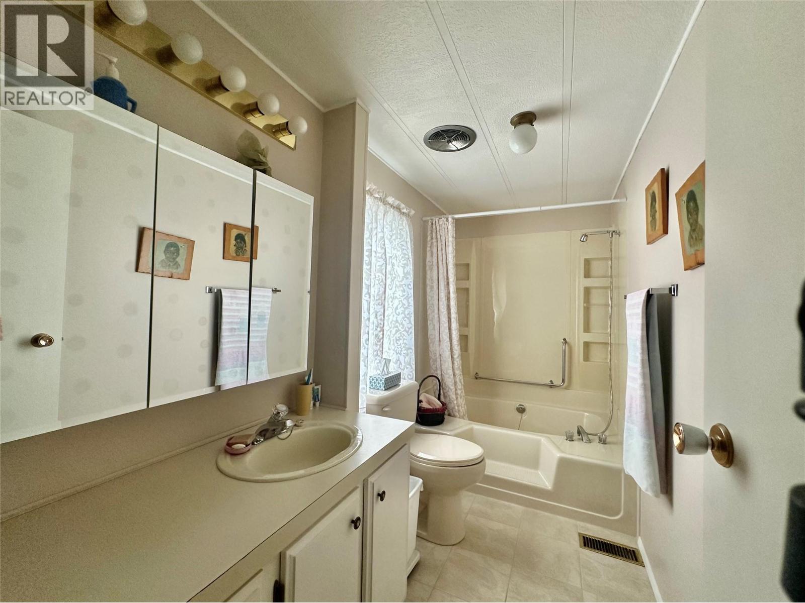 6601 Tucelnuit Drive Unit# 63, Oliver, British Columbia  V0H 1T3 - Photo 13 - 10378600