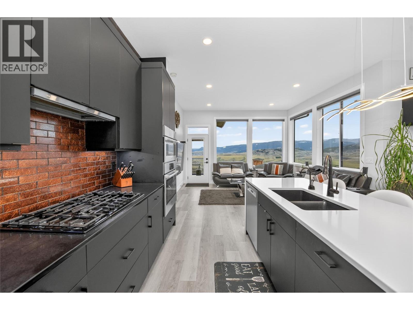 496 Silversage Place Unit# 1, Vernon, British Columbia  V1H 2J2 - Photo 10 - 10378870