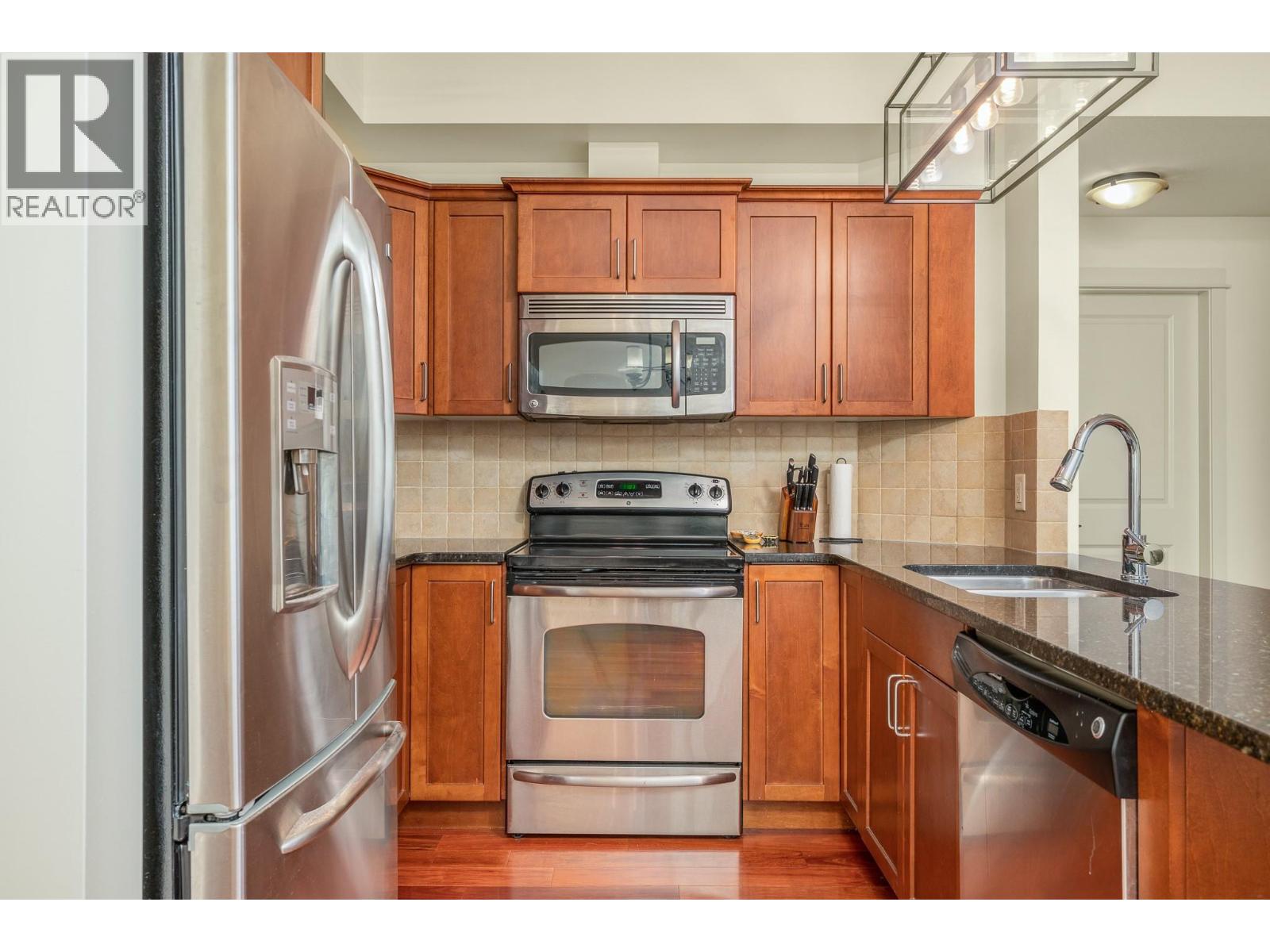 2142 Vasile Road Unit# 211, Kelowna, British Columbia  V1Y 6H5 - Photo 12 - 10378391