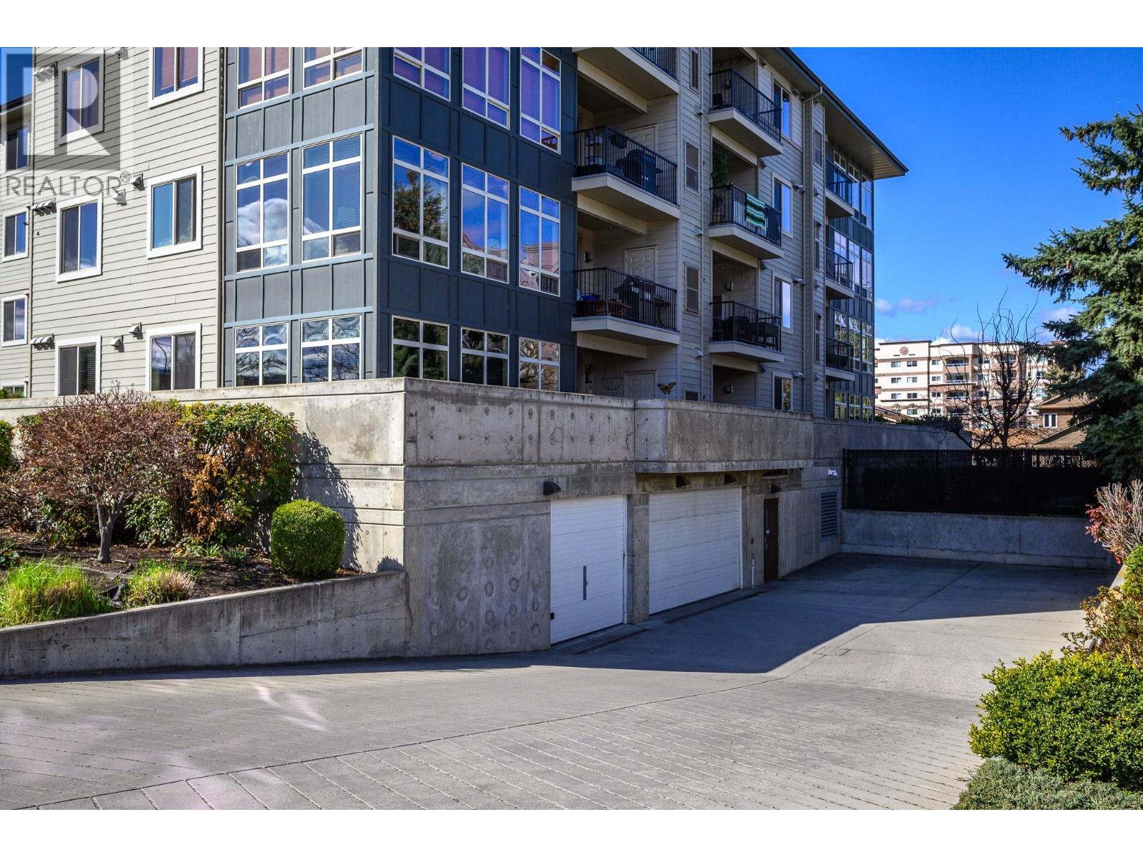 2142 Vasile Road Unit# 211, Kelowna, British Columbia  V1Y 6H5 - Photo 3 - 10378391