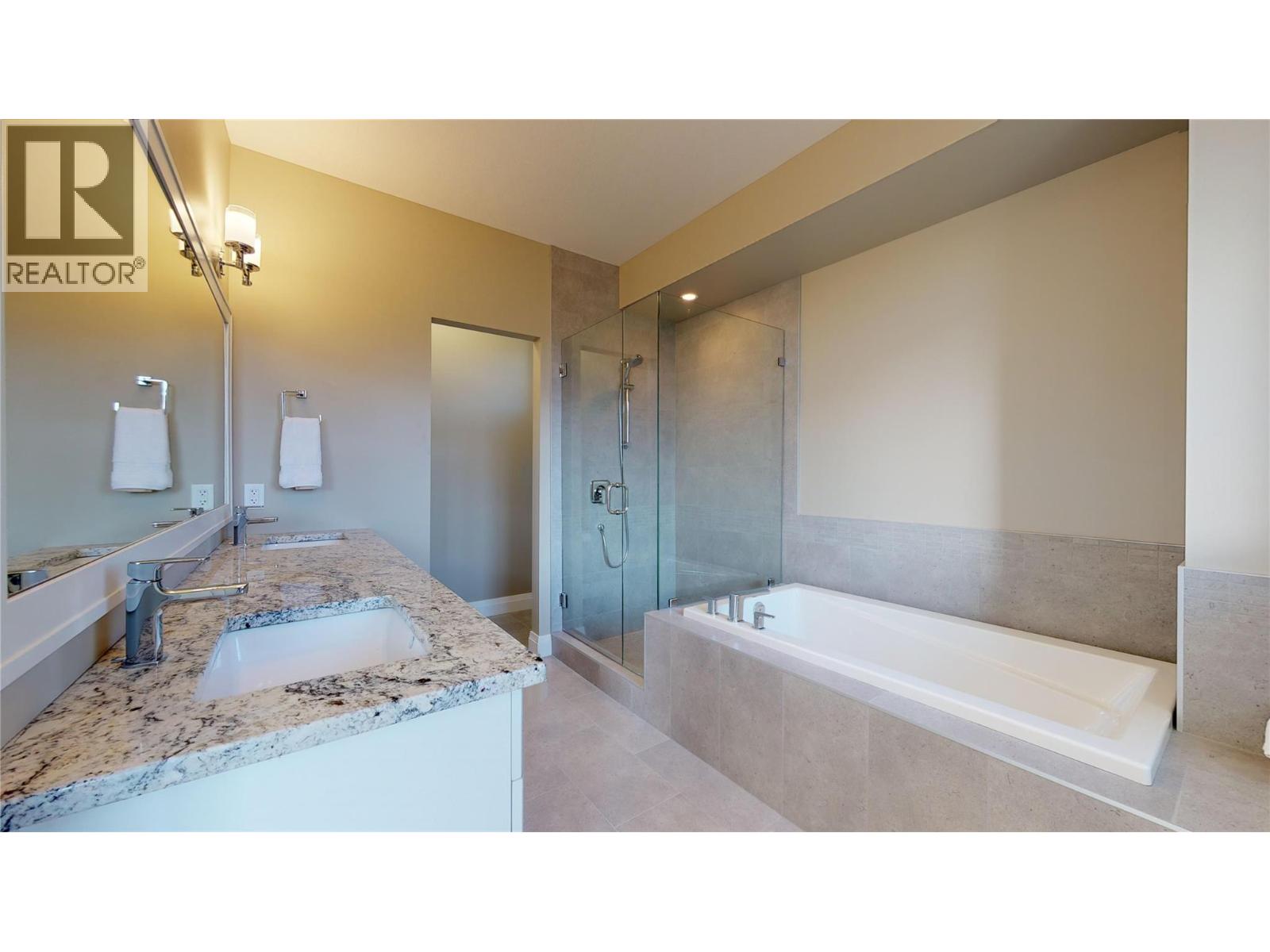 1098 Oswell Drive, Kelowna, British Columbia  V1P 1L7 - Photo 24 - 10377843