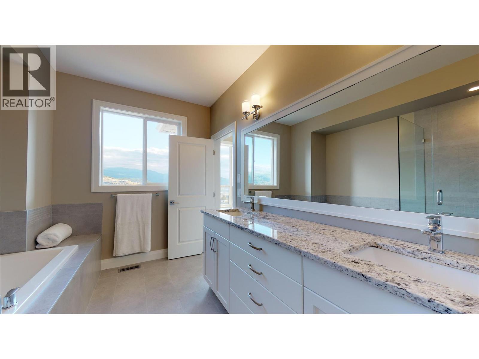 1098 Oswell Drive, Kelowna, British Columbia  V1P 1L7 - Photo 25 - 10377843