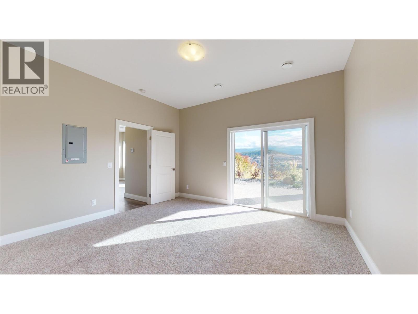 1098 Oswell Drive, Kelowna, British Columbia  V1P 1L7 - Photo 40 - 10377843