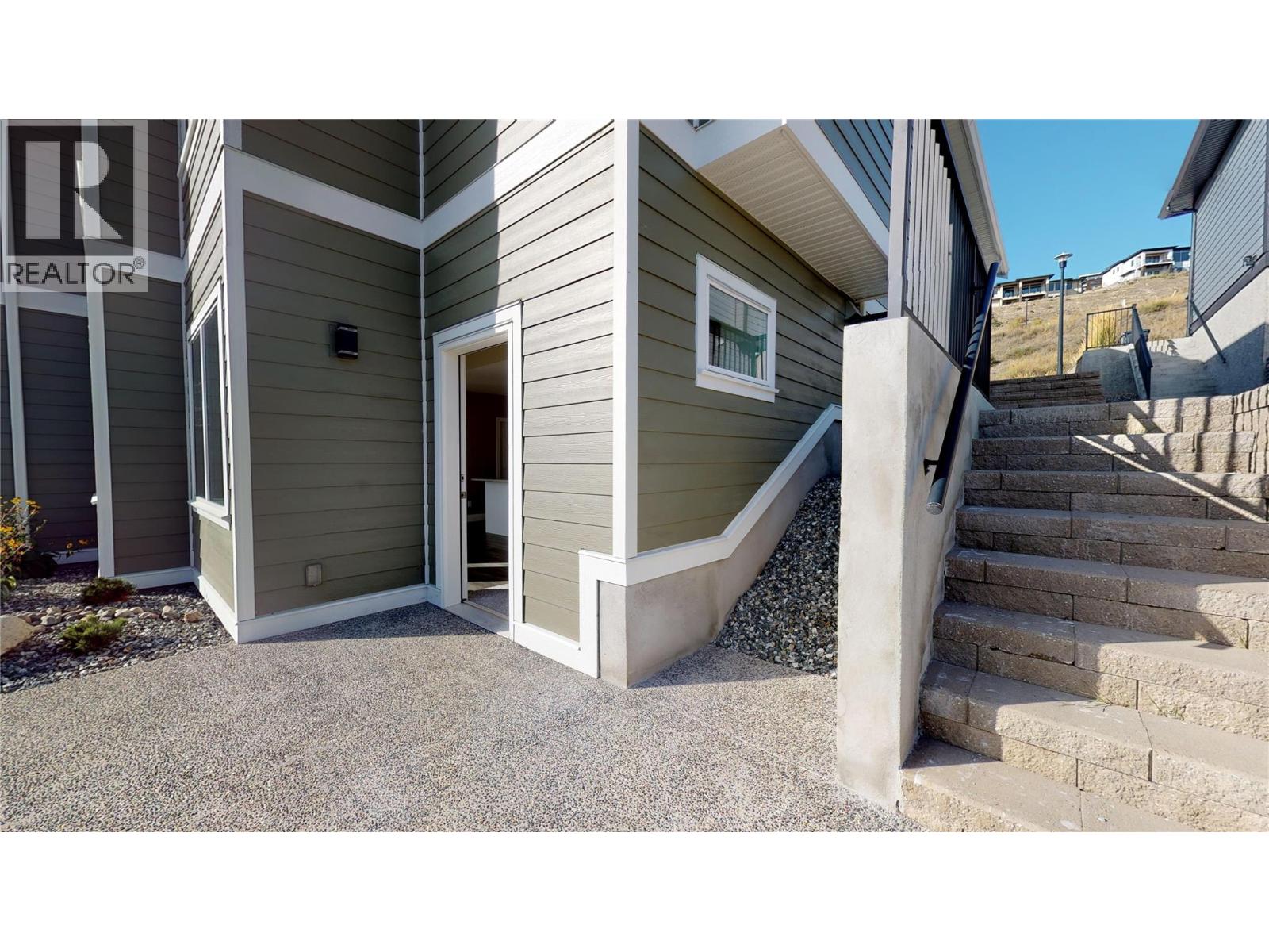 1098 Oswell Drive, Kelowna, British Columbia  V1P 1L7 - Photo 48 - 10377843