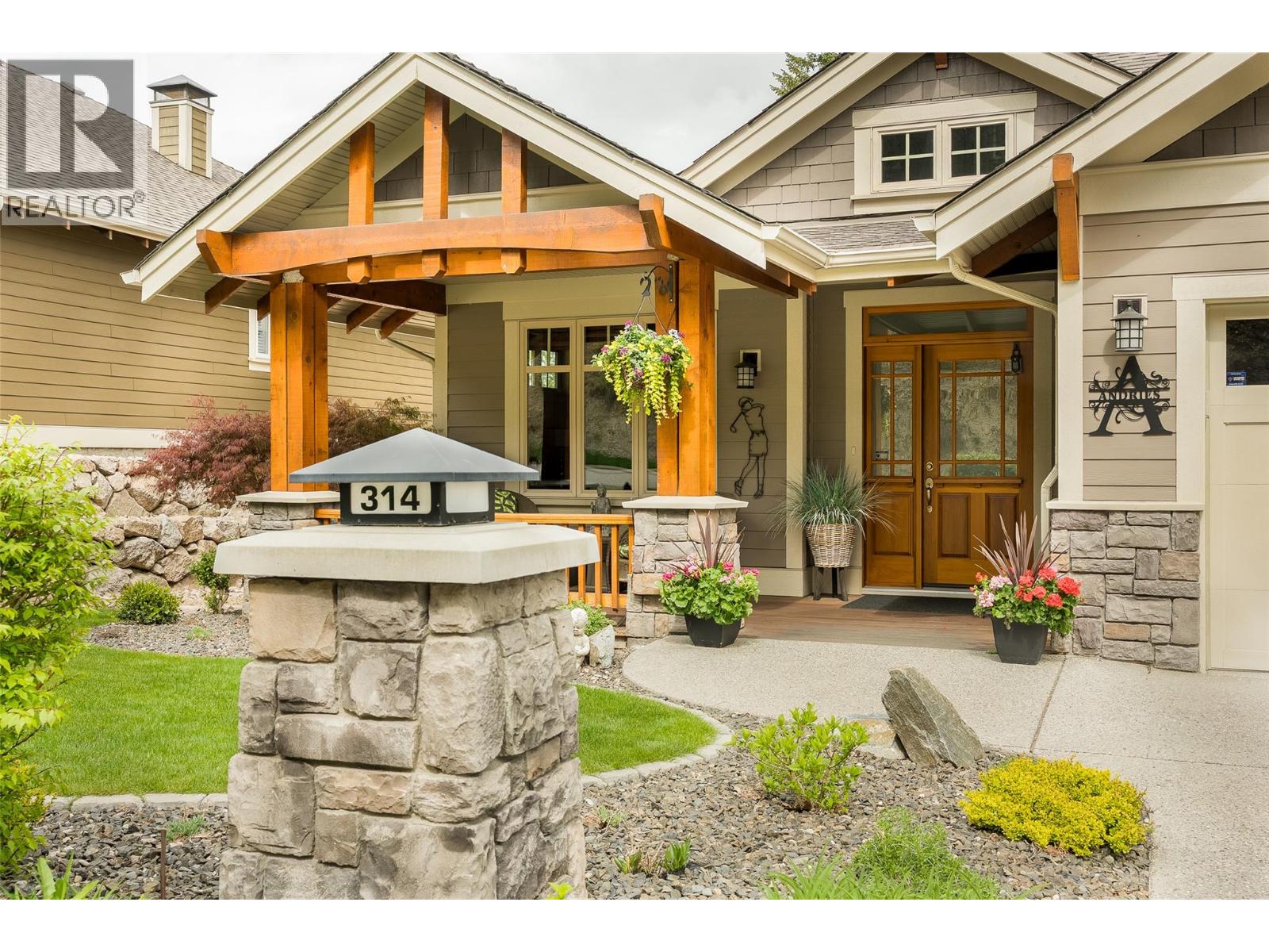 314 Dormie Point, Vernon, British Columbia  V1H 1Y6 - Photo 2 - 10378828