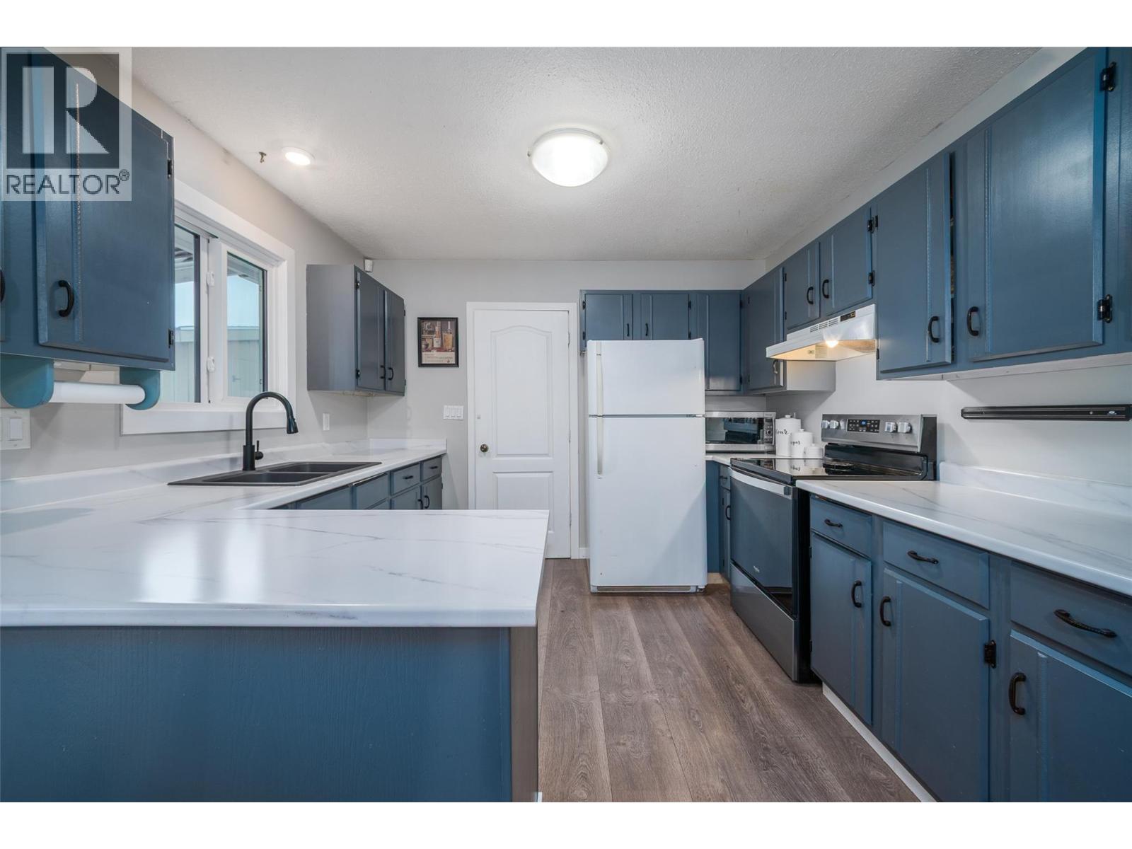 4840 Scotty Creek Road, Kelowna, British Columbia  V1X 6J8 - Photo 4 - 10378875