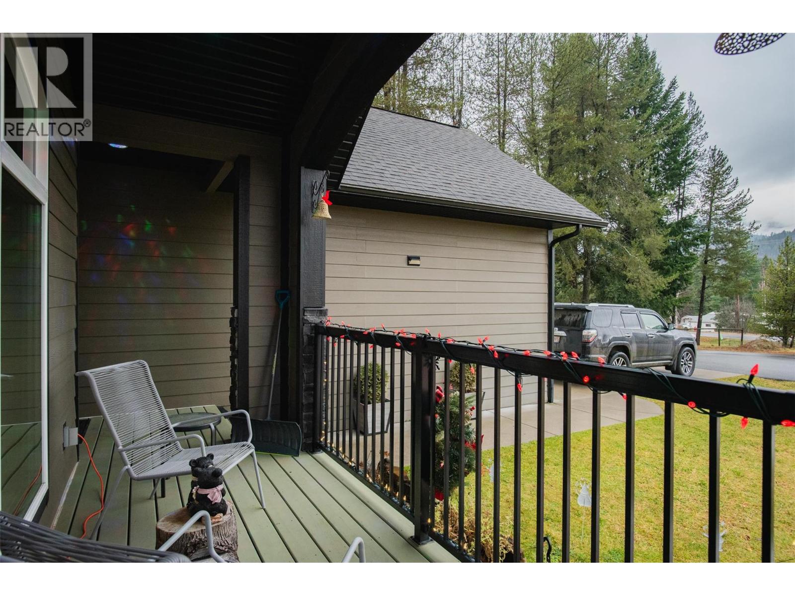 892 Waterloo Road, Castlegar, British Columbia  V1N 4K8 - Photo 58 - 10378764