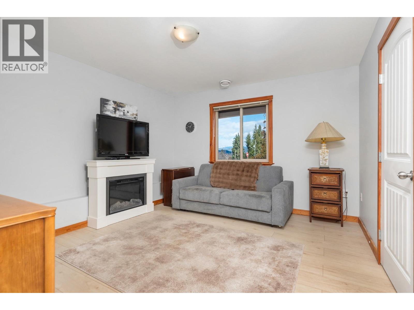 1130 7th Avenue Se, Salmon Arm, British Columbia  V1E 0A3 - Photo 24 - 10378381