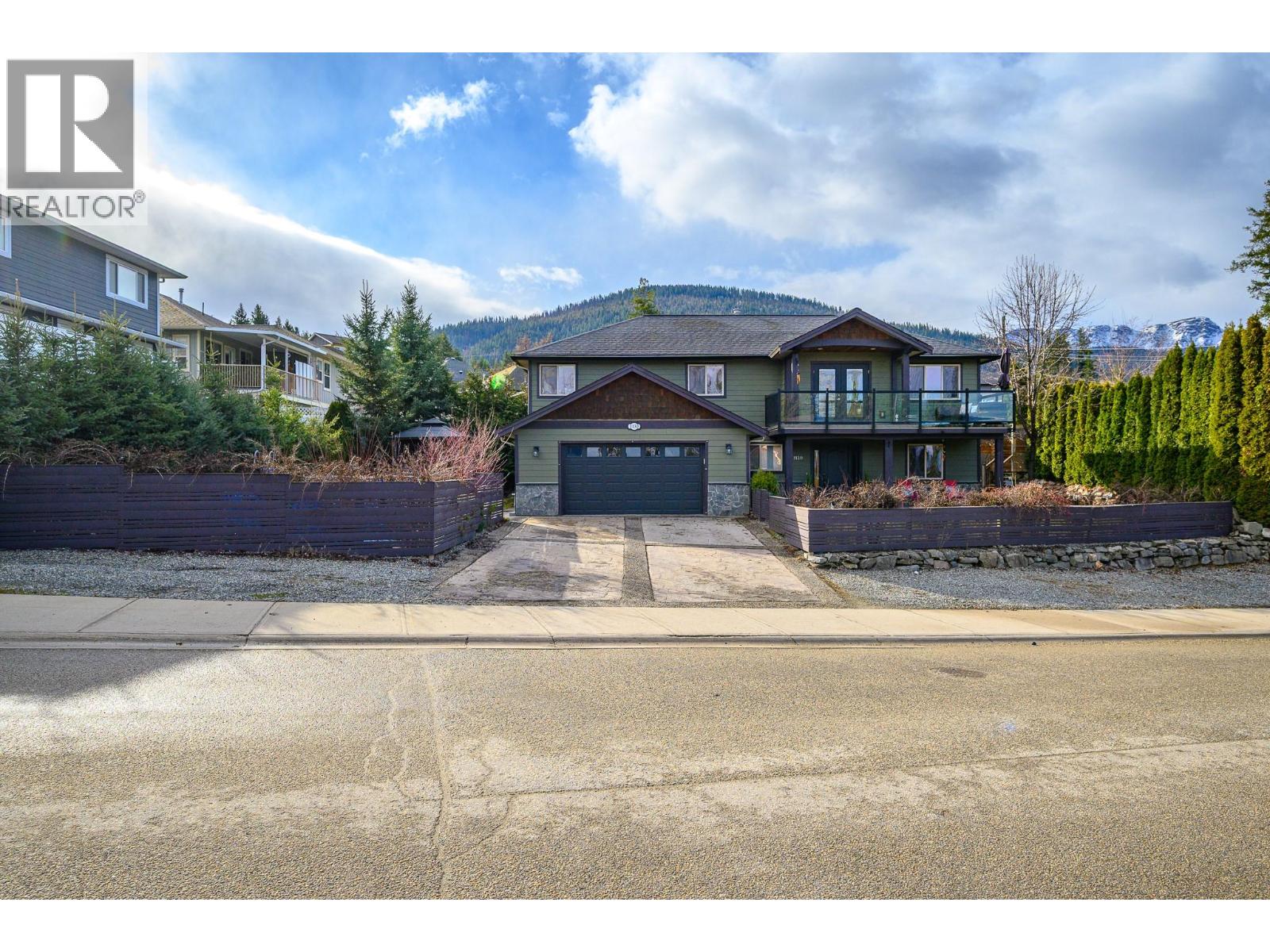 1130 7th Avenue Se, Salmon Arm, British Columbia  V1E 0A3 - Photo 3 - 10378381