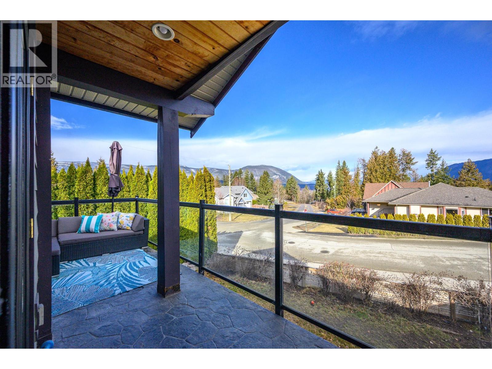 1130 7th Avenue Se, Salmon Arm, British Columbia  V1E 0A3 - Photo 34 - 10378381