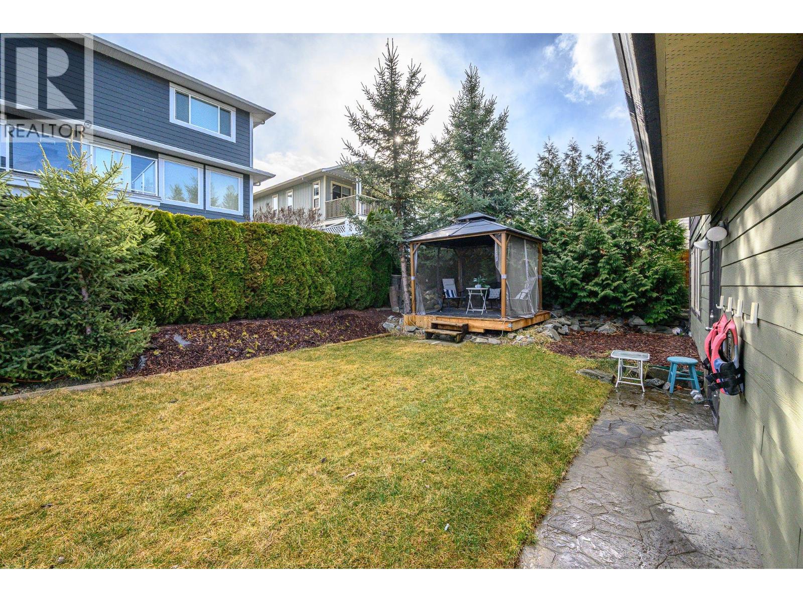 1130 7th Avenue Se, Salmon Arm, British Columbia  V1E 0A3 - Photo 41 - 10378381