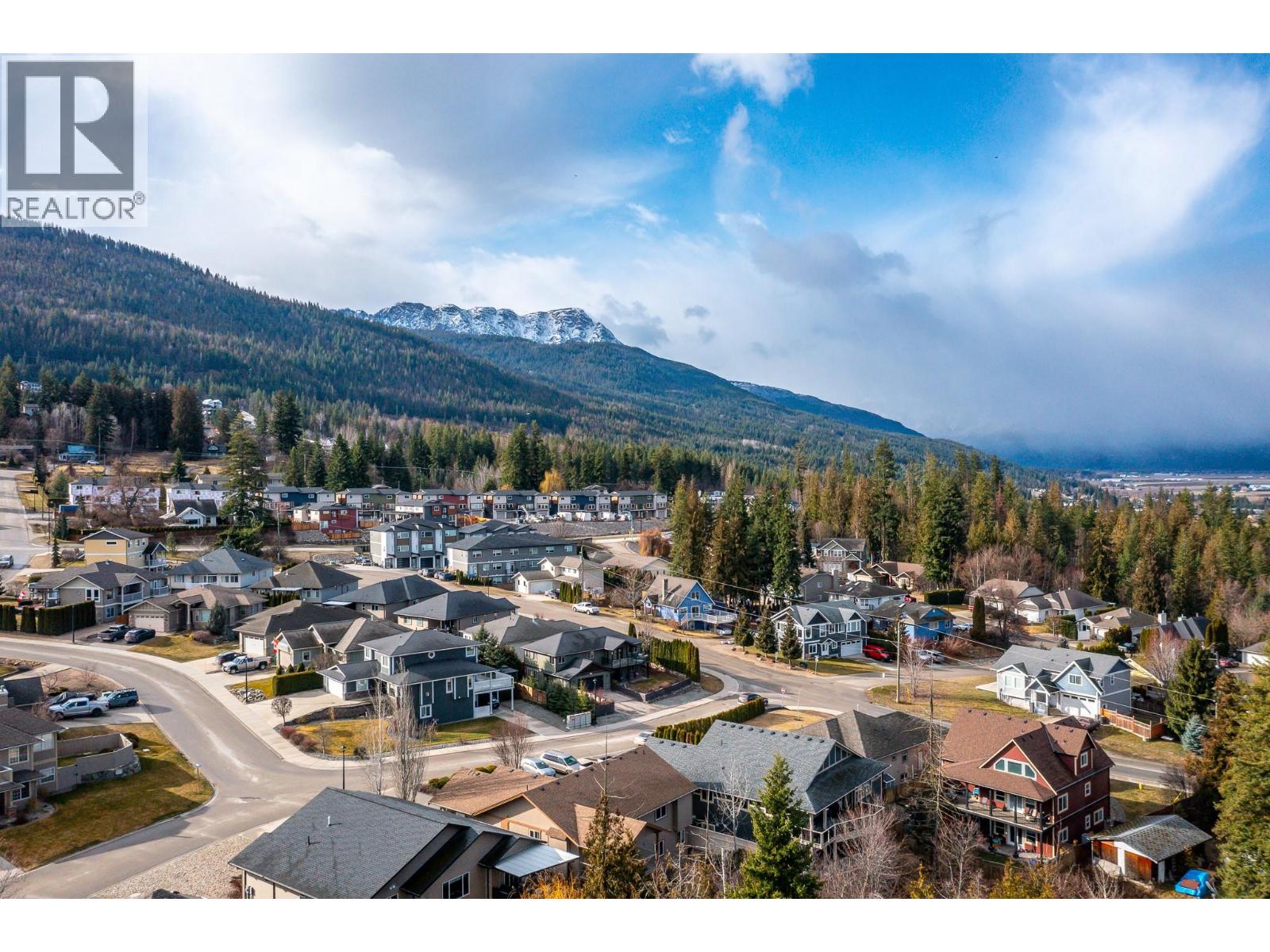 1130 7th Avenue Se, Salmon Arm, British Columbia  V1E 0A3 - Photo 48 - 10378381