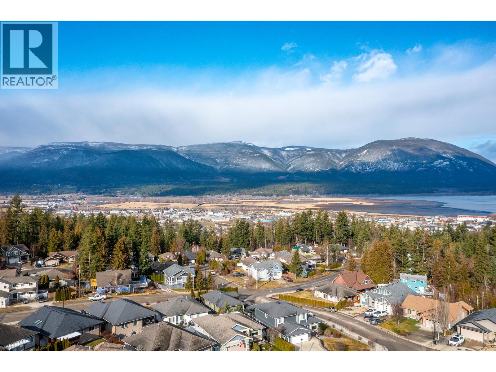 1130 7th Avenue Se, Salmon Arm, British Columbia  V1E 0A3 - Photo 50 - 10378381