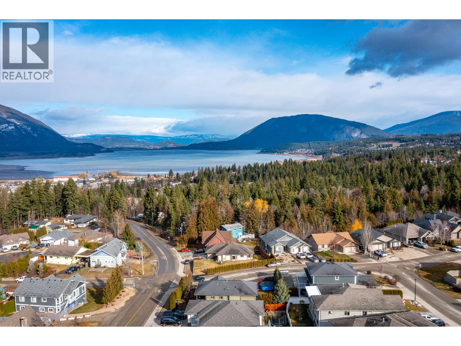1130 7th Avenue Se, Salmon Arm, British Columbia  V1E 0A3 - Photo 51 - 10378381