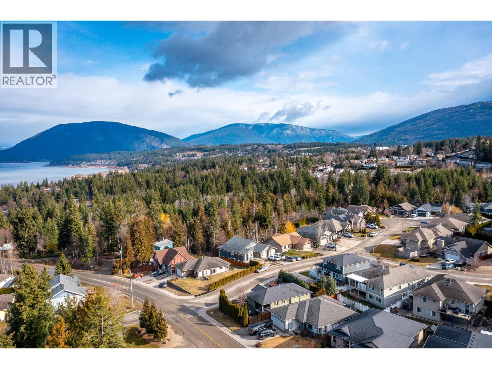 1130 7th Avenue Se, Salmon Arm, British Columbia  V1E 0A3 - Photo 52 - 10378381