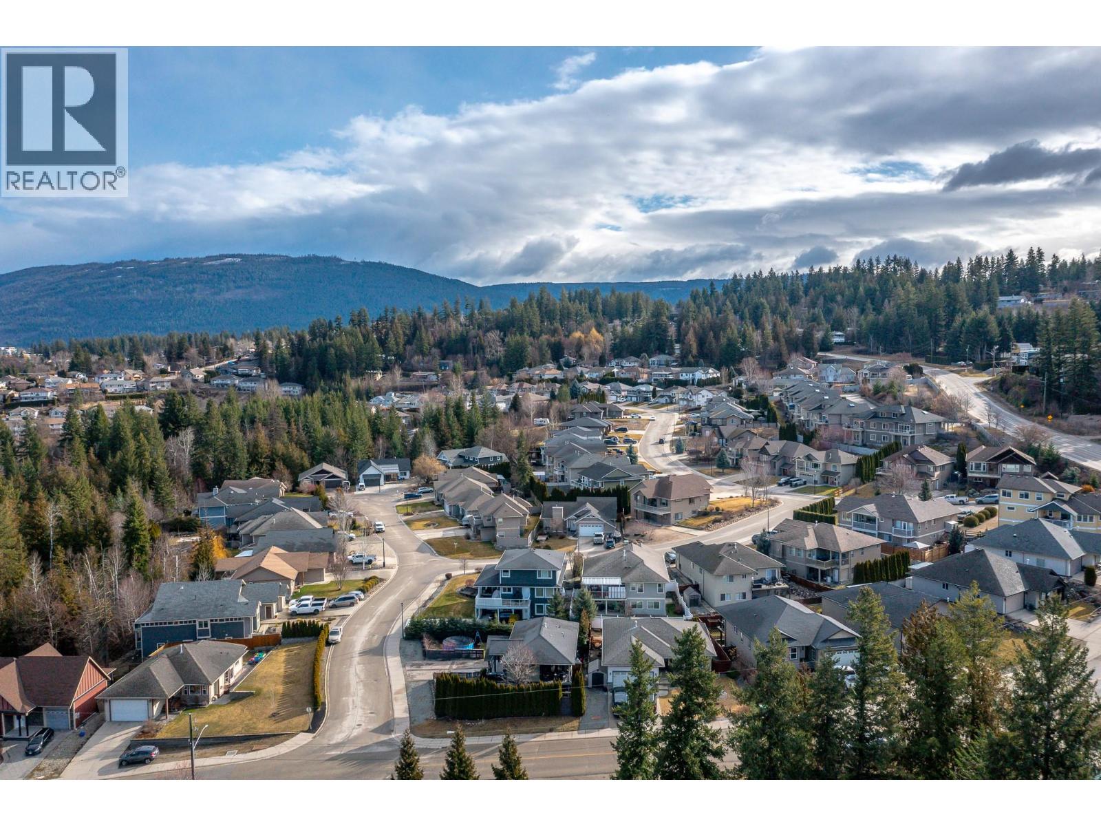 1130 7th Avenue Se, Salmon Arm, British Columbia  V1E 0A3 - Photo 54 - 10378381