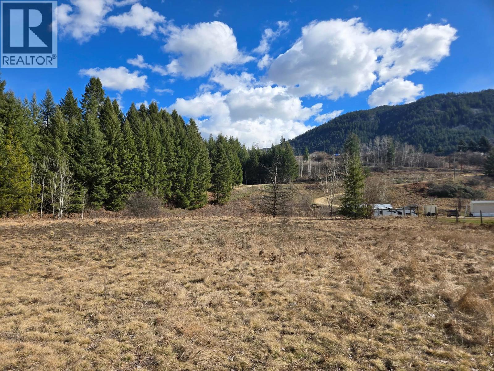 Lot 4 Bridgeview Road, castlegar, British Columbia