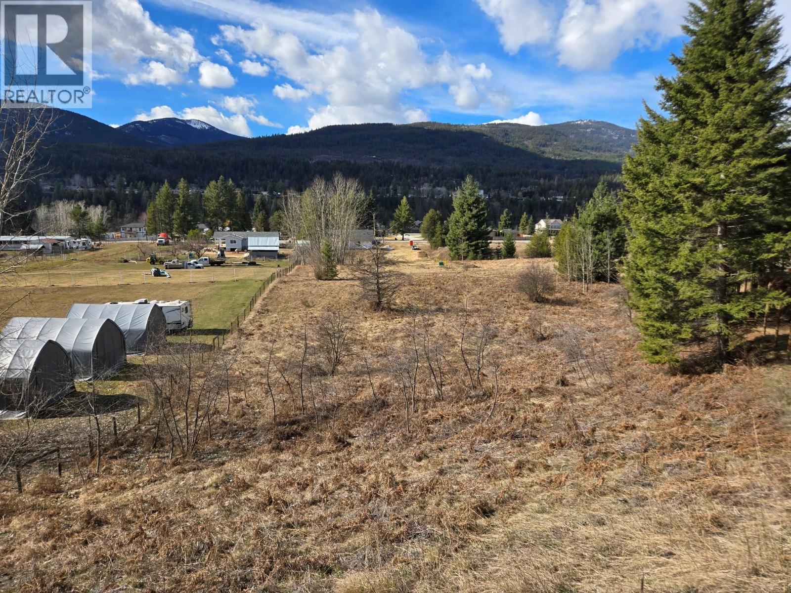 Lot 4 Bridgeview Road, Castlegar, British Columbia  V1N 4K9 - Photo 2 - 10378746