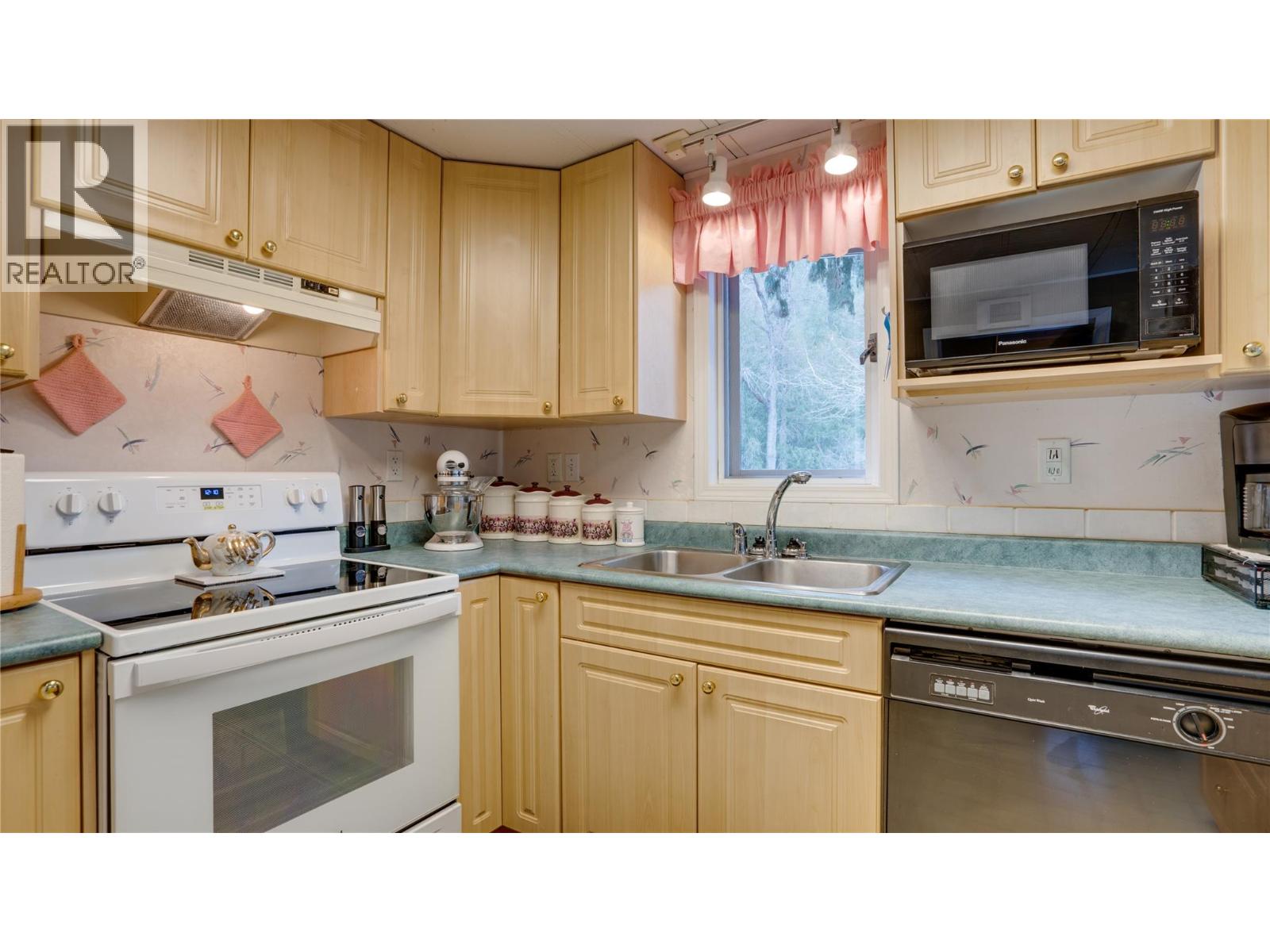 630 Enderby Mabel Lake Road, Enderby, British Columbia  V4Y 4K7 - Photo 11 - 10378814