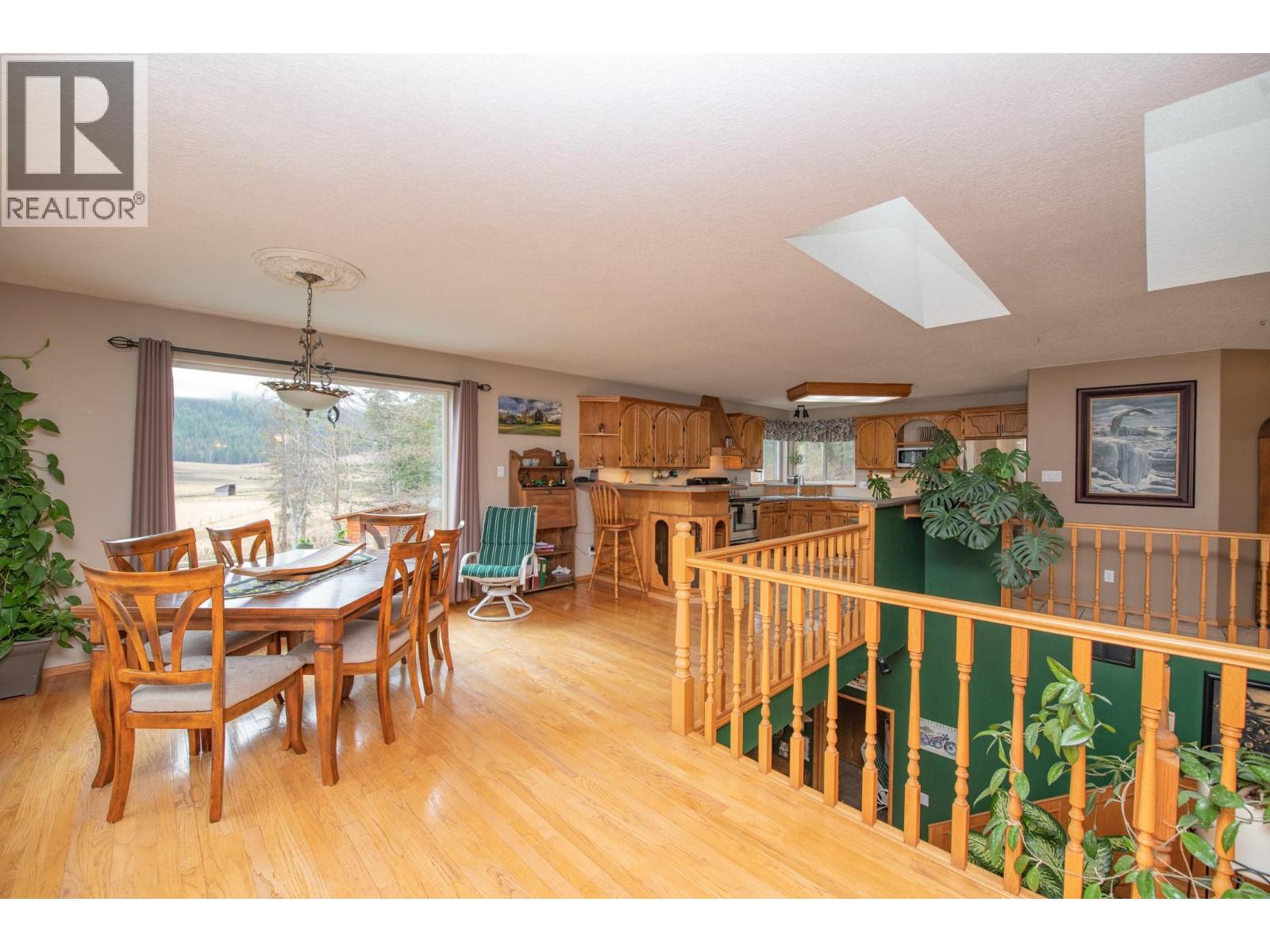 157 Harris Creek Road, Lumby, British Columbia  V0E 2G1 - Photo 17 - 10377744