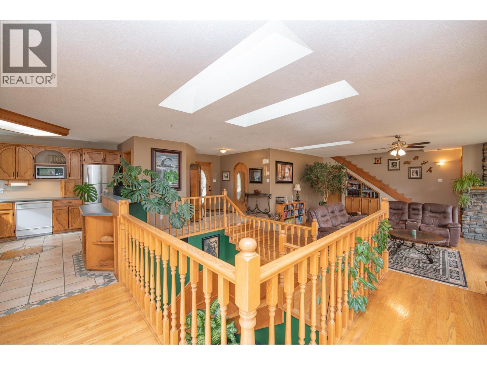 157 Harris Creek Road, Lumby, British Columbia  V0E 2G1 - Photo 18 - 10377744