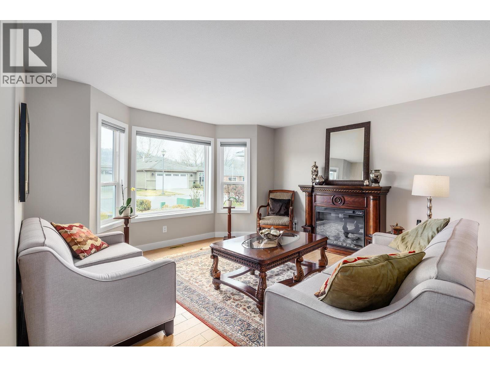 615 Glenmeadows Road Unit# 2, Kelowna, British Columbia  V1V 1N9 - Photo 2 - 10378973