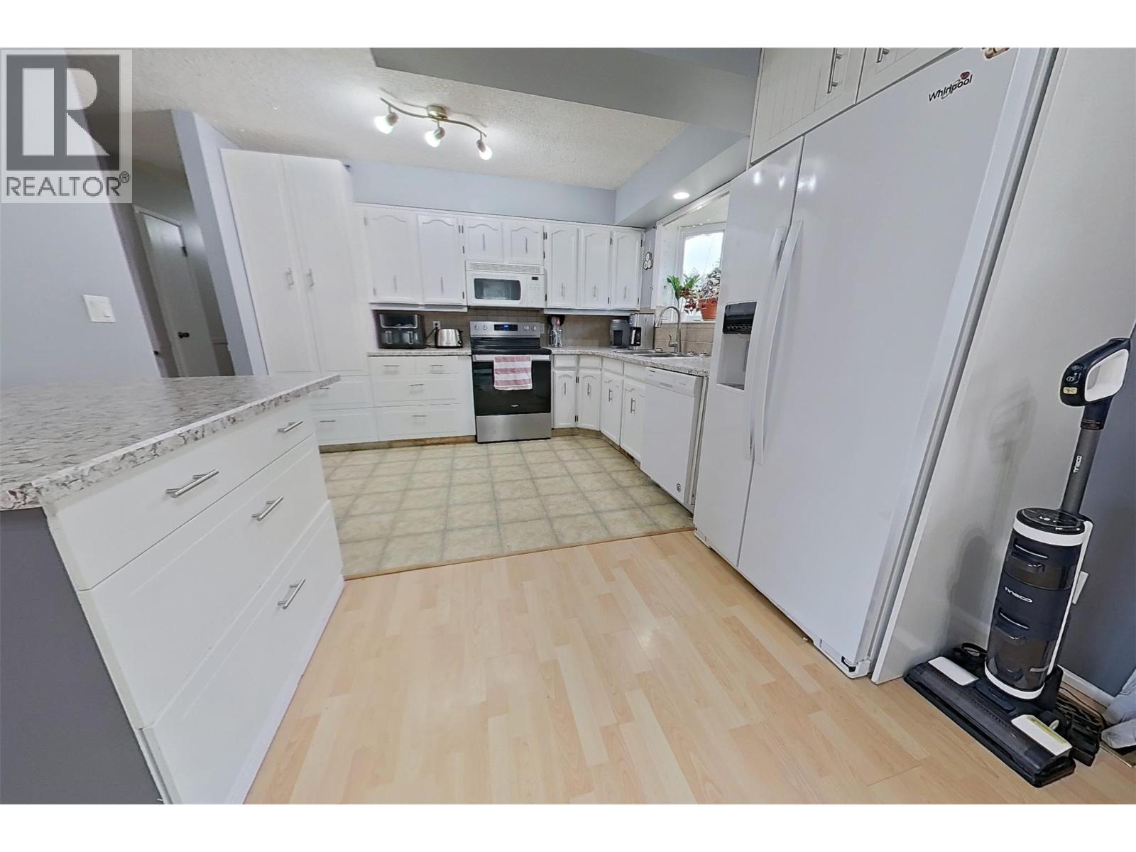 1530 21 Highway, Creston, British Columbia  V0B 1G2 - Photo 11 - 10377528