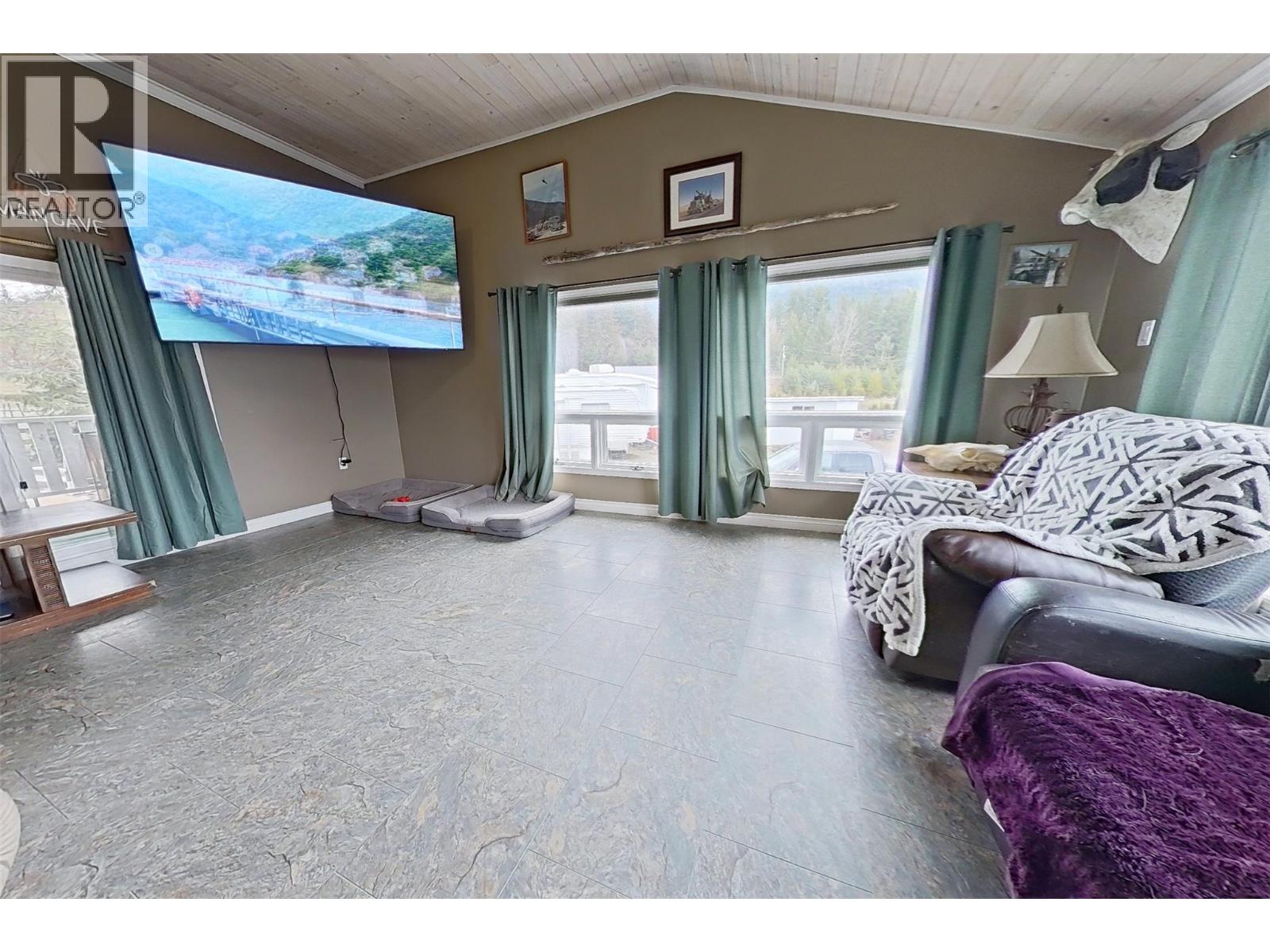1530 21 Highway, Creston, British Columbia  V0B 1G2 - Photo 34 - 10377528