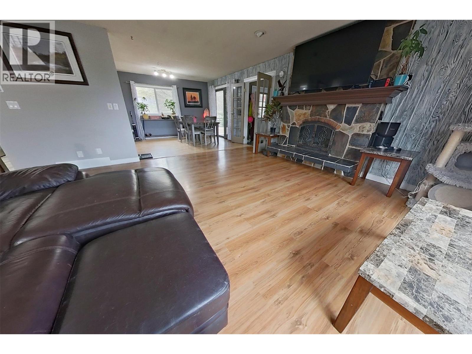1530 21 Highway, Creston, British Columbia  V0B 1G2 - Photo 8 - 10377528