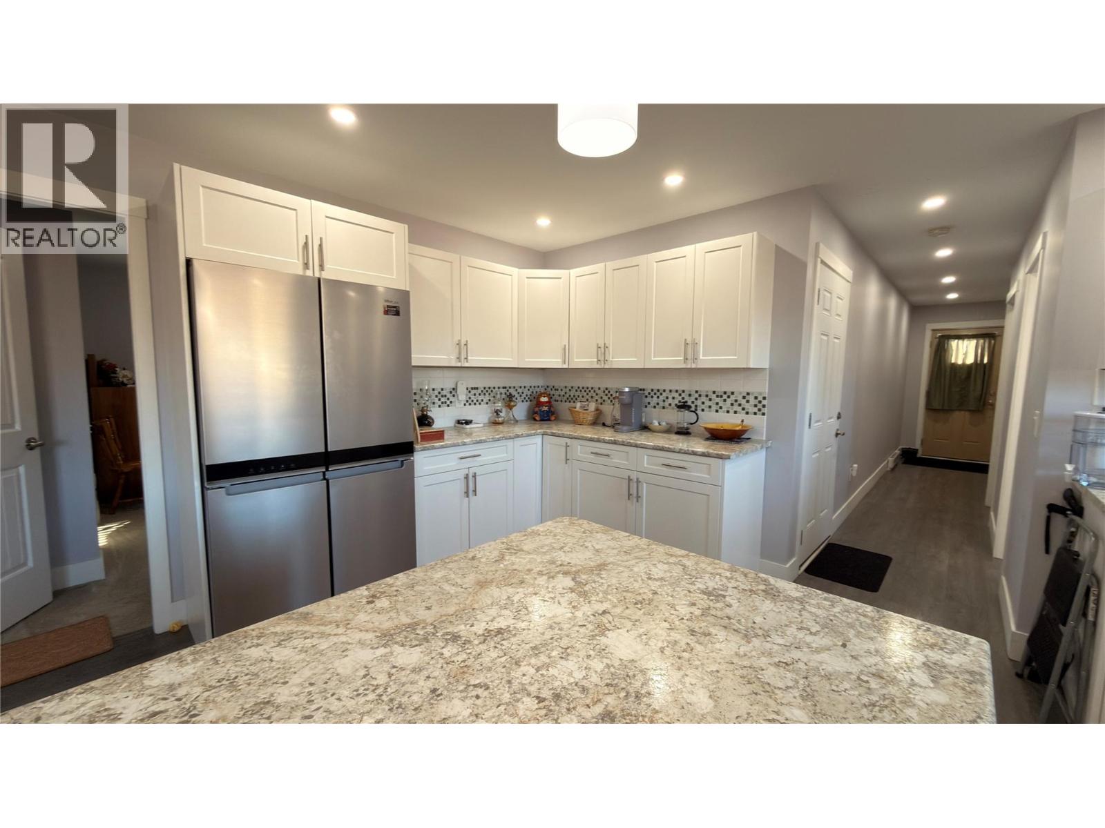 594 Sixth Avenue, Midway, British Columbia  V0H 1M0 - Photo 17 - 10378981