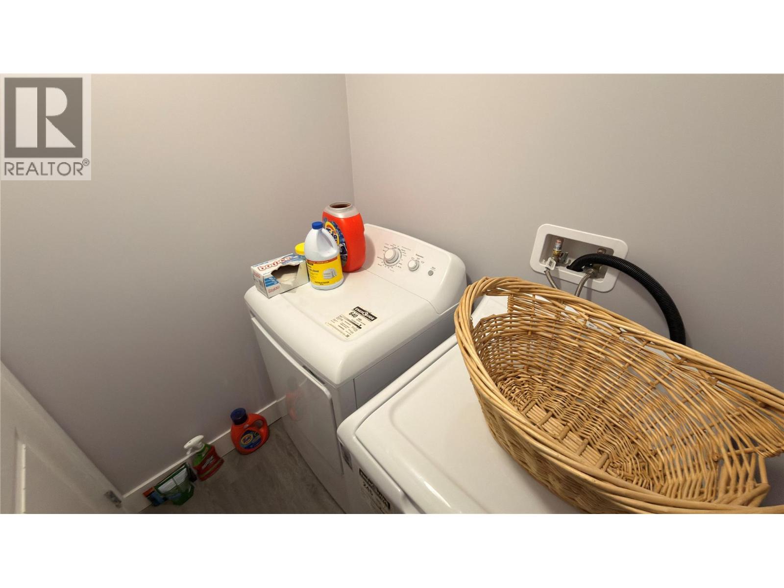 594 Sixth Avenue, Midway, British Columbia  V0H 1M0 - Photo 37 - 10378981