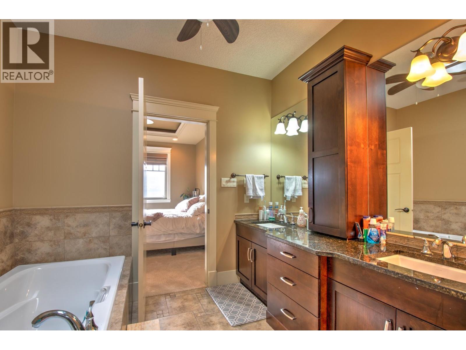 8764 Hofer Drive, Coldstream, British Columbia  V1B 1Y8 - Photo 25 - 10378504