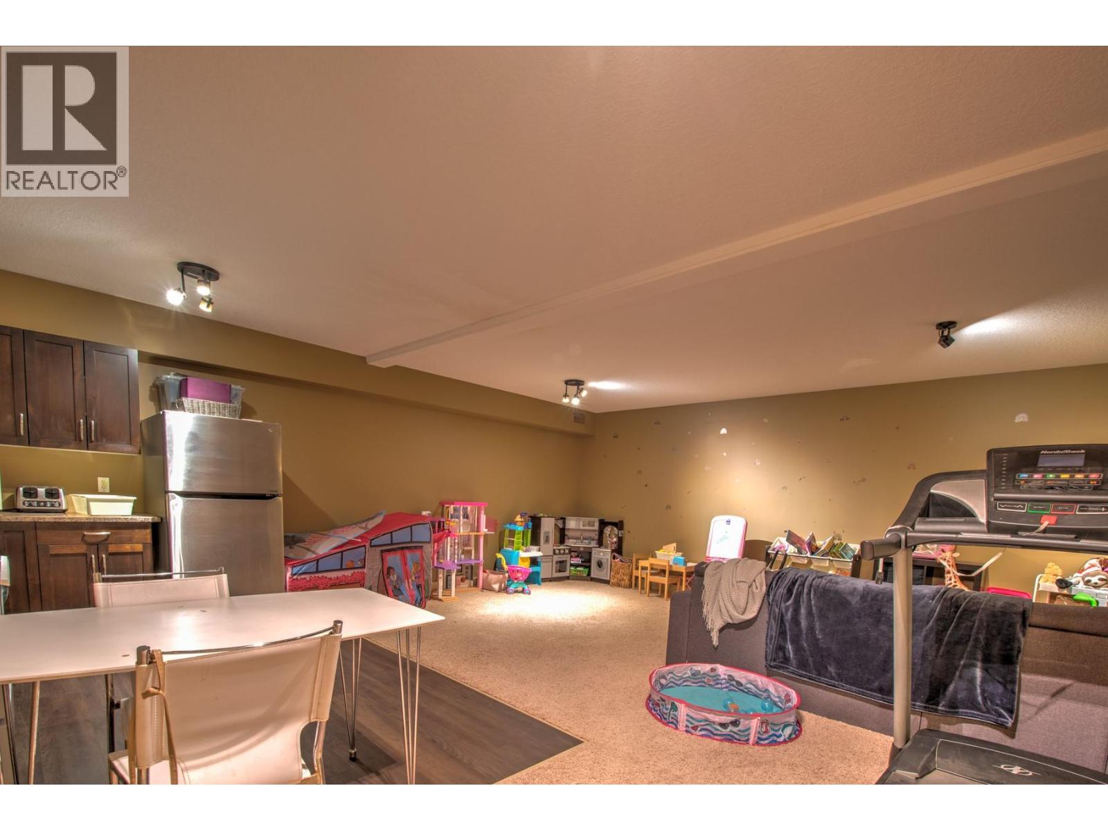 8764 Hofer Drive, Coldstream, British Columbia  V1B 1Y8 - Photo 35 - 10378504