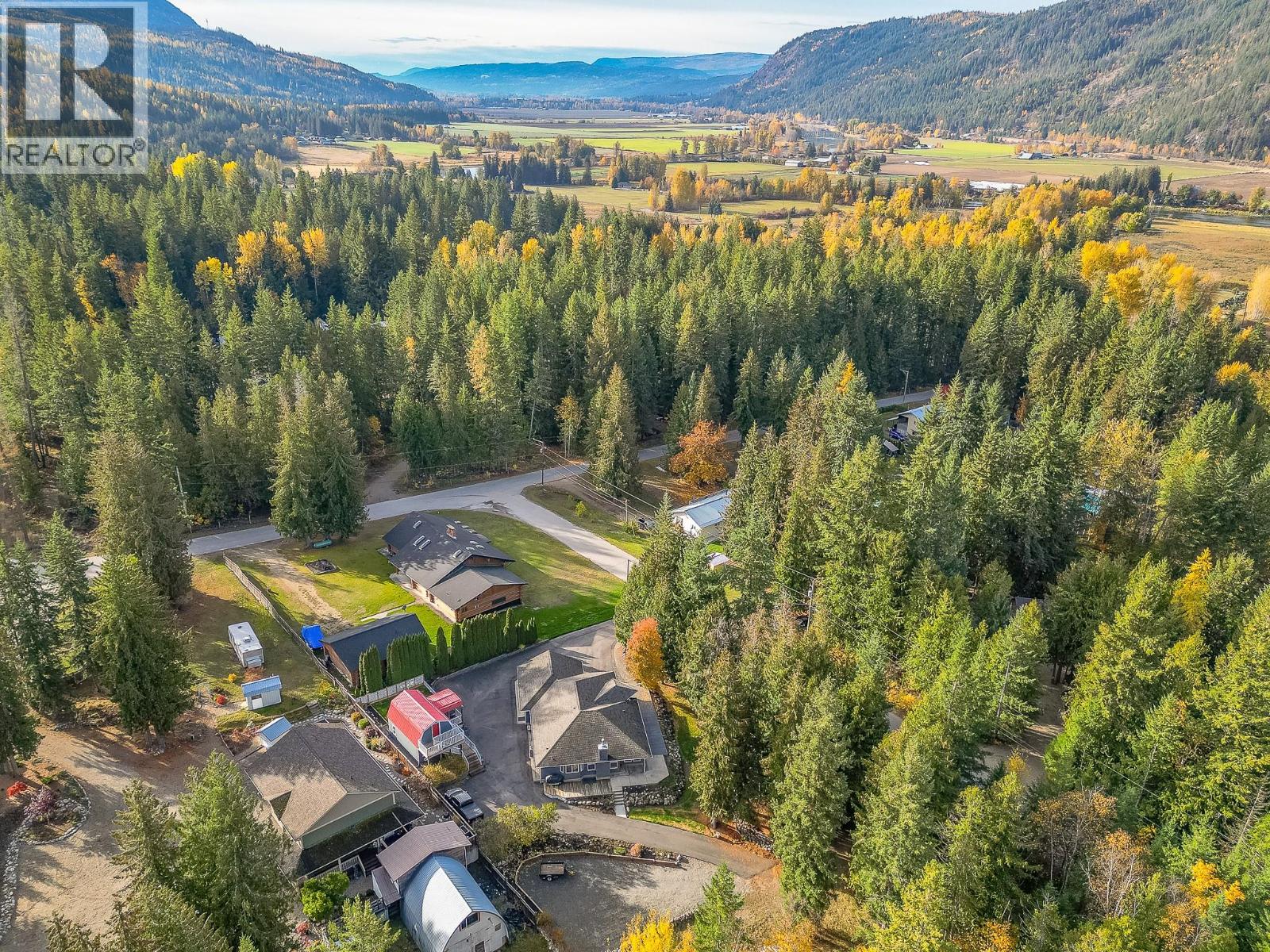15 Parsons Road, Mara, British Columbia  V0E 2K0 - Photo 68 - 10378161