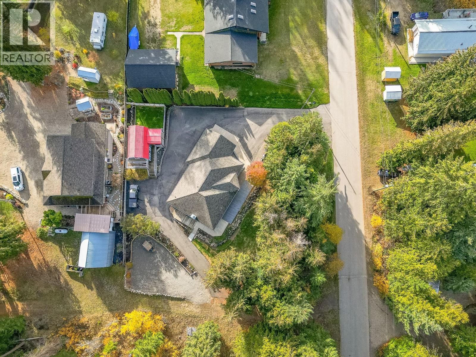 15 Parsons Road, Mara, British Columbia  V0E 2K0 - Photo 69 - 10378161