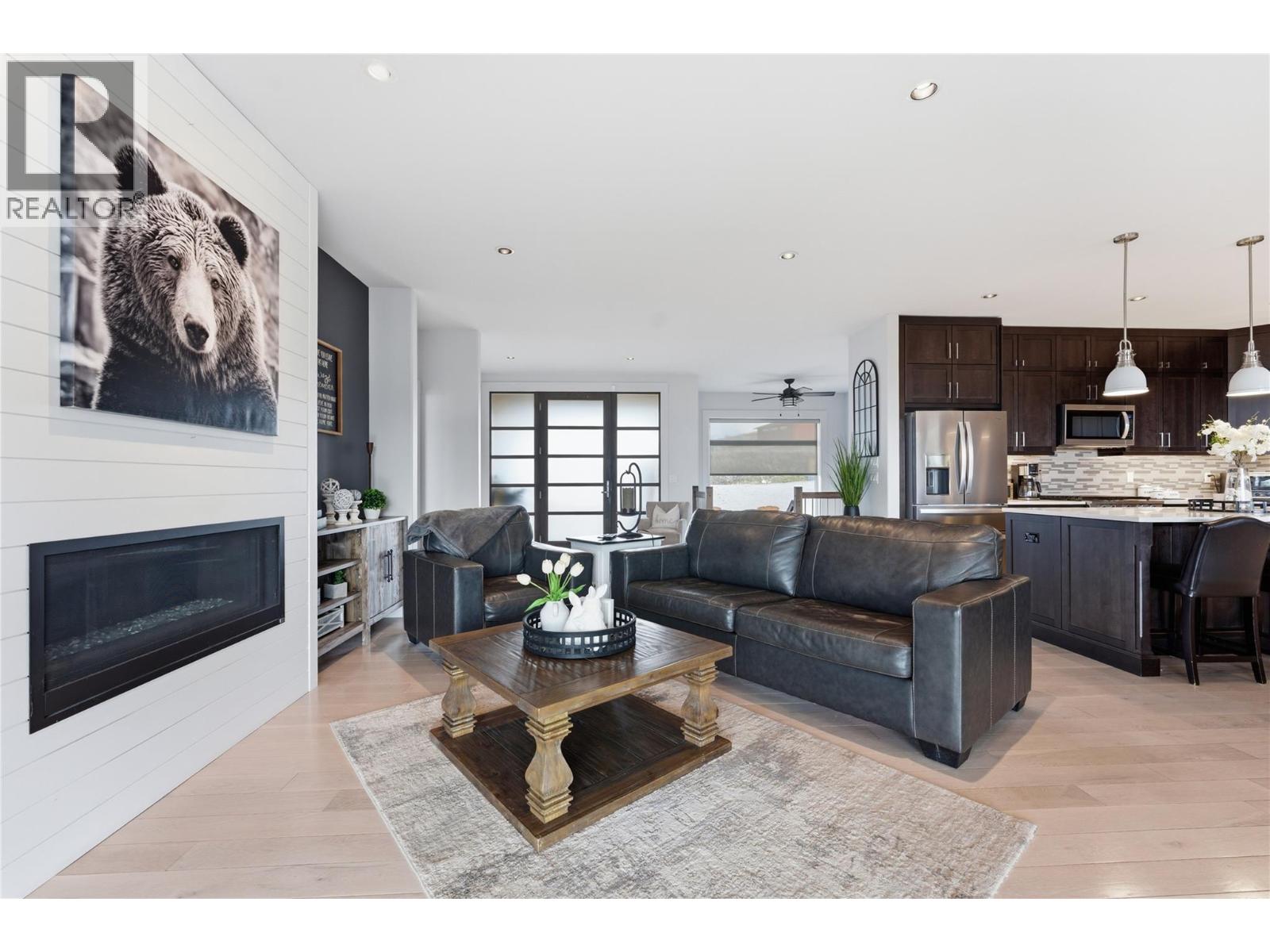 463 Golfview Place, Spallumcheen, British Columbia  V1H 2J9 - Photo 12 - 10377673