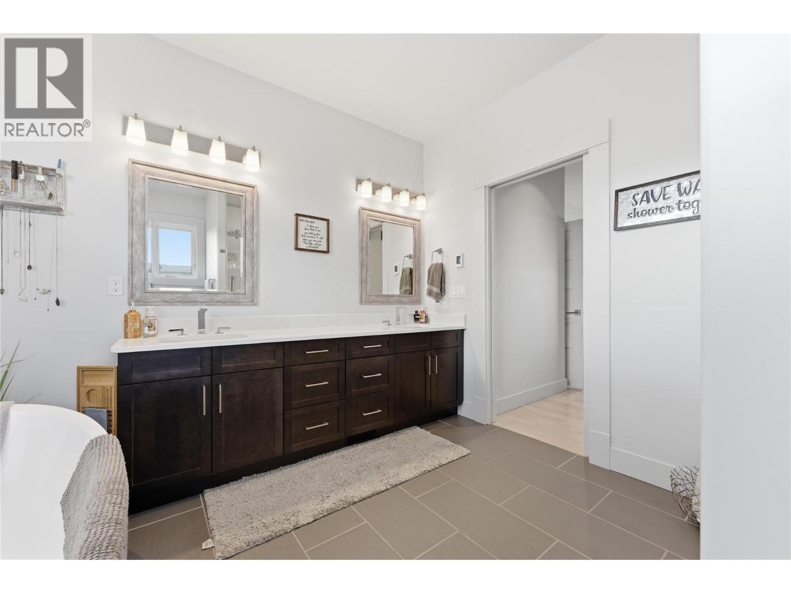 463 Golfview Place, Spallumcheen, British Columbia  V1H 2J9 - Photo 14 - 10377673