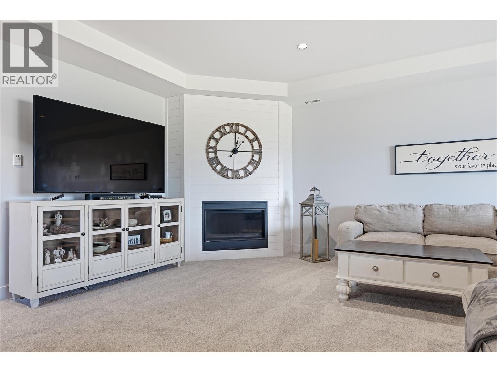 463 Golfview Place, Spallumcheen, British Columbia  V1H 2J9 - Photo 24 - 10377673