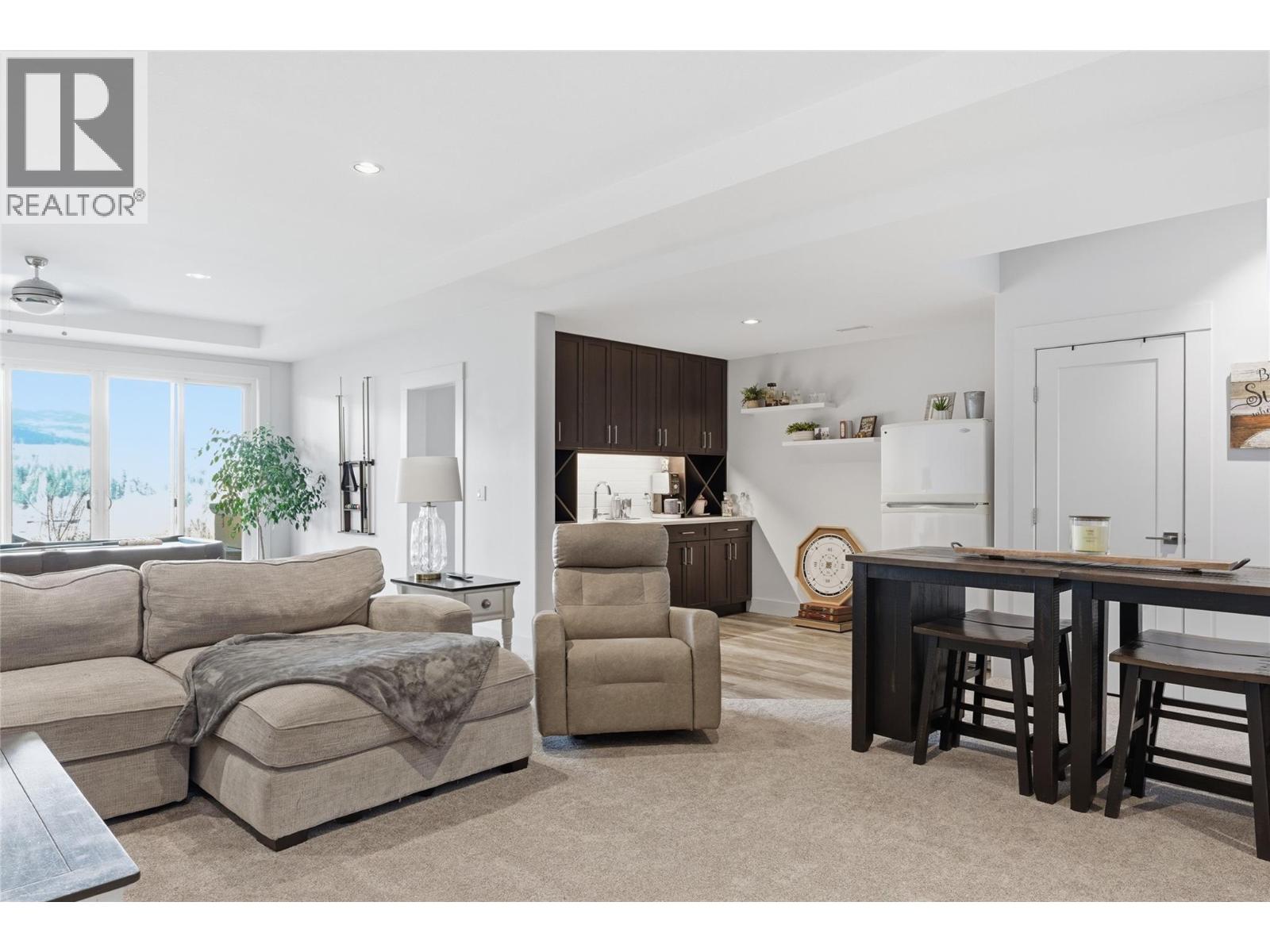 463 Golfview Place, Spallumcheen, British Columbia  V1H 2J9 - Photo 32 - 10377673