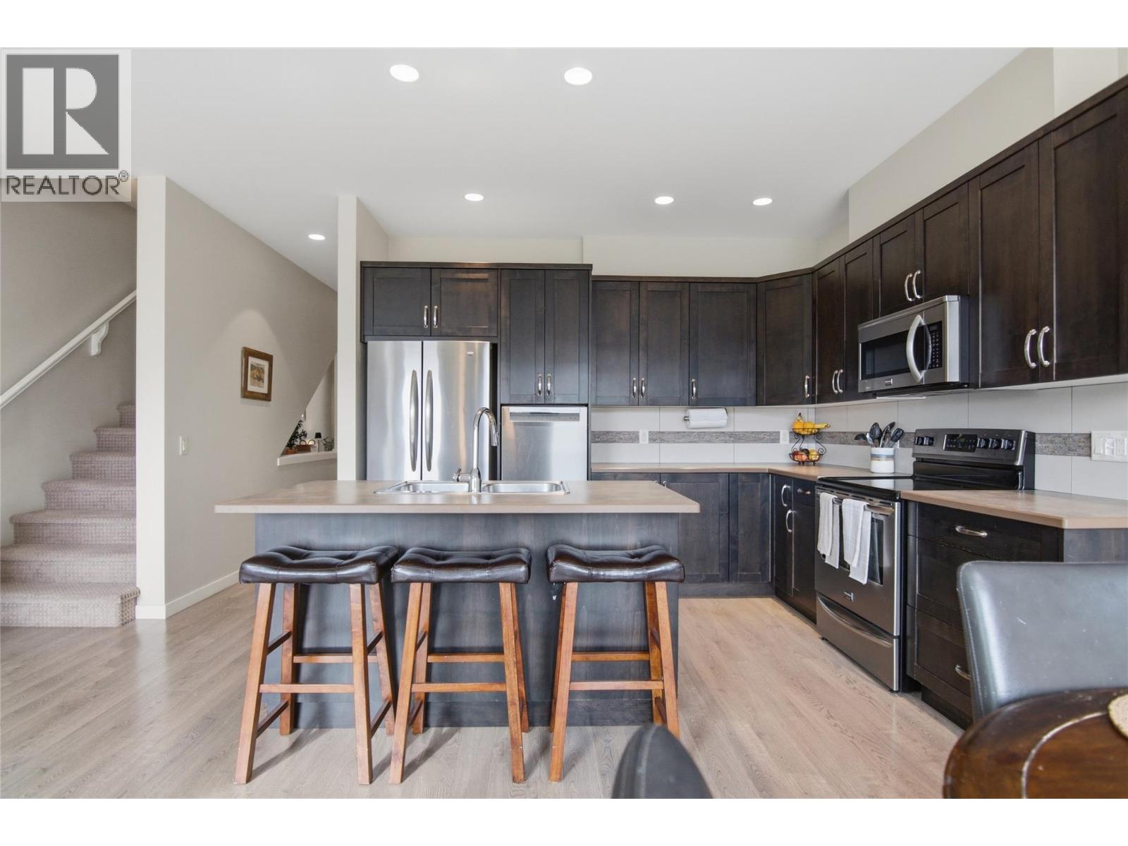 504 Belmonte Drive, Kamloops, British Columbia  V2H 0C6 - Photo 9 - 10379038