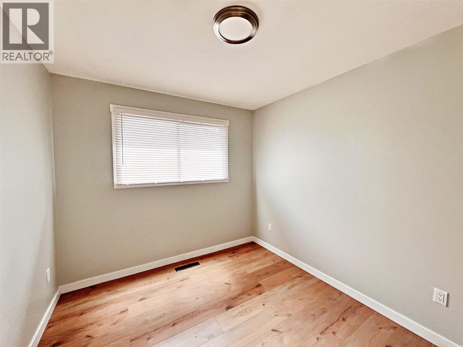 4809 Princeton Avenue, Peachland, British Columbia  V0H 1X7 - Photo 16 - 10378937