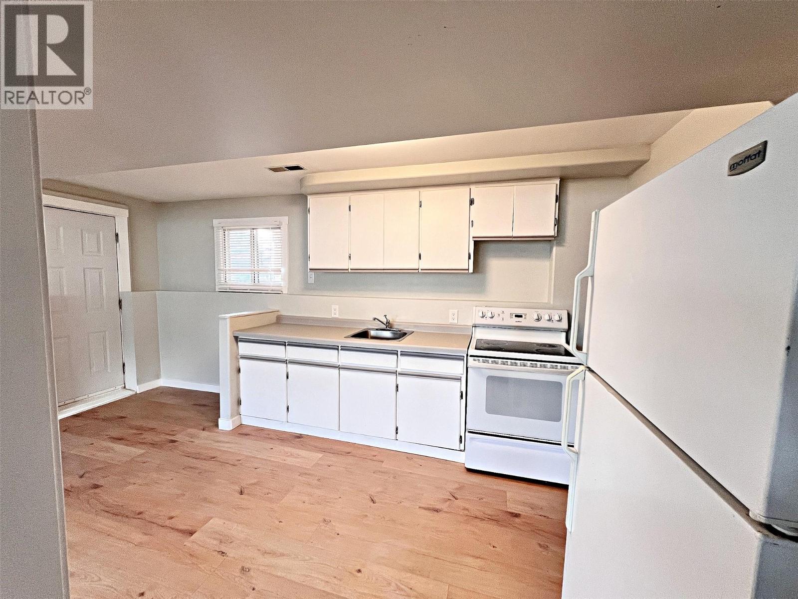 4809 Princeton Avenue, Peachland, British Columbia  V0H 1X7 - Photo 36 - 10378937