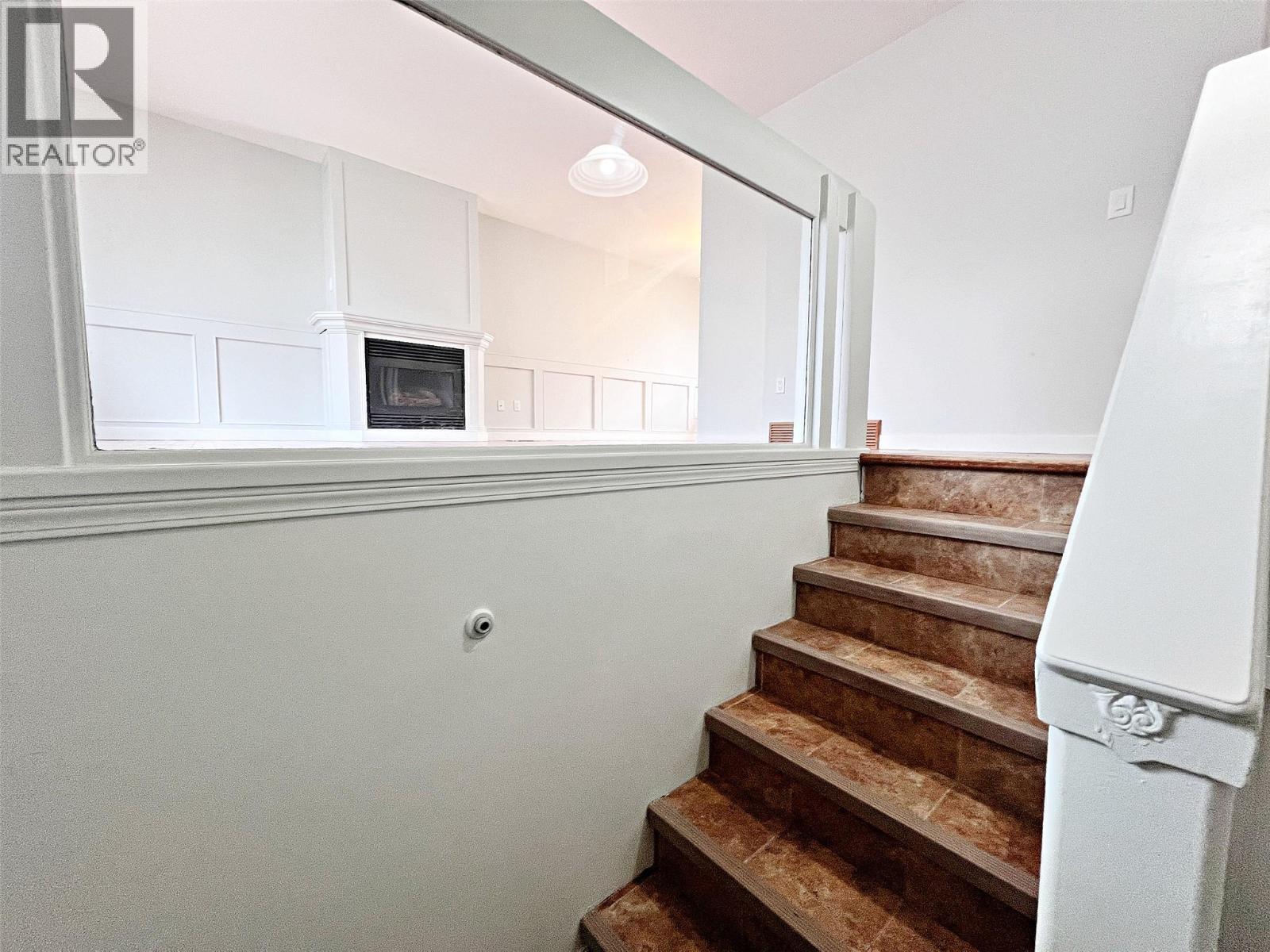 4809 Princeton Avenue, Peachland, British Columbia  V0H 1X7 - Photo 4 - 10378937
