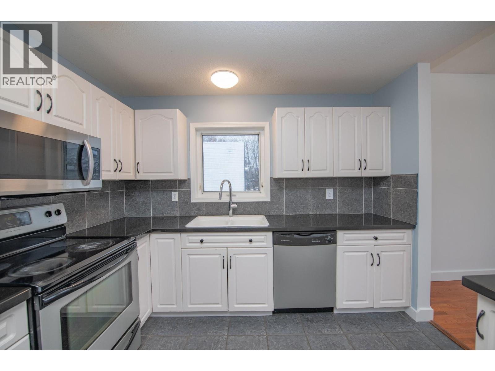 3414a 28th Avenue Unit# 2, Vernon, British Columbia  V1T 1W9 - Photo 11 - 10379025