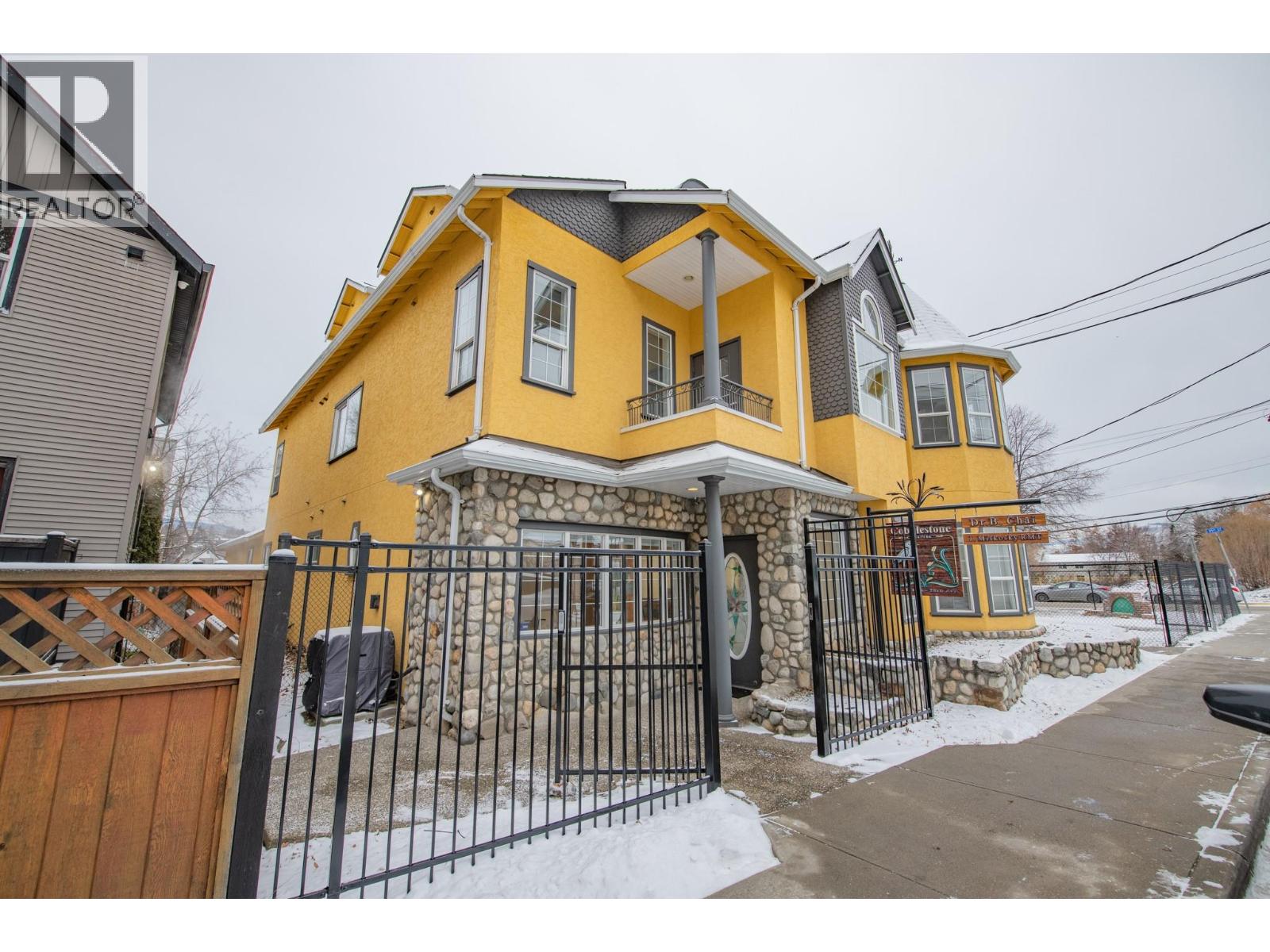 3414a 28th Avenue Unit# 2, Vernon, British Columbia  V1T 1W9 - Photo 2 - 10379025