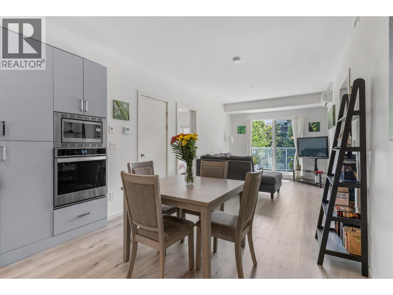 880 Saucier Avenue Unit# 207, kelowna, British Columbia