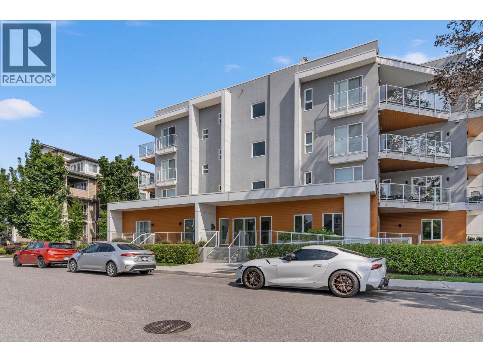 880 Saucier Avenue Unit# 207, Kelowna, British Columbia  V1Y 6A3 - Photo 2 - 10378779