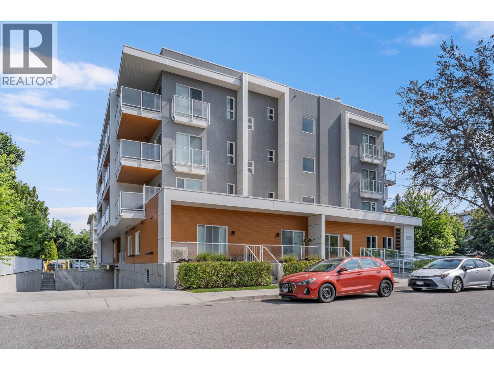 880 Saucier Avenue Unit# 207, Kelowna, British Columbia  V1Y 6A3 - Photo 3 - 10378779