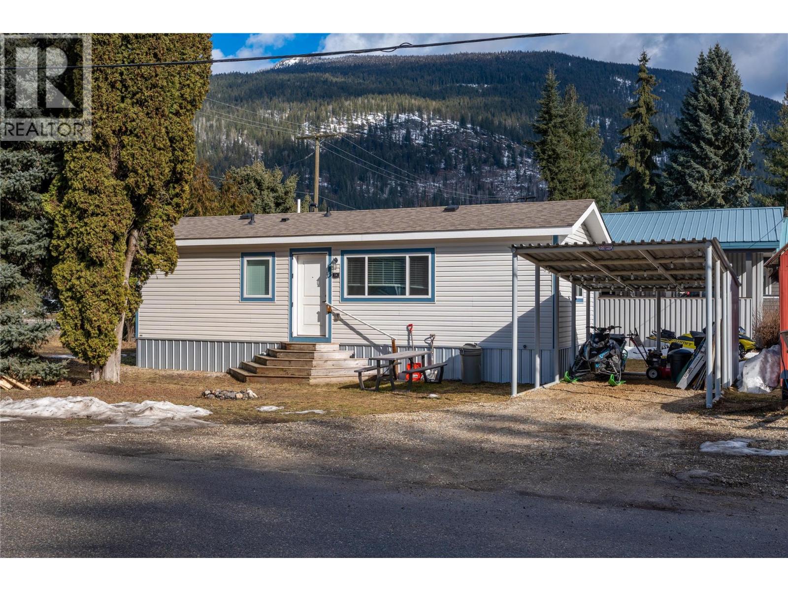 1204 Maplewood Street Unit# 1A, revelstoke, British Columbia