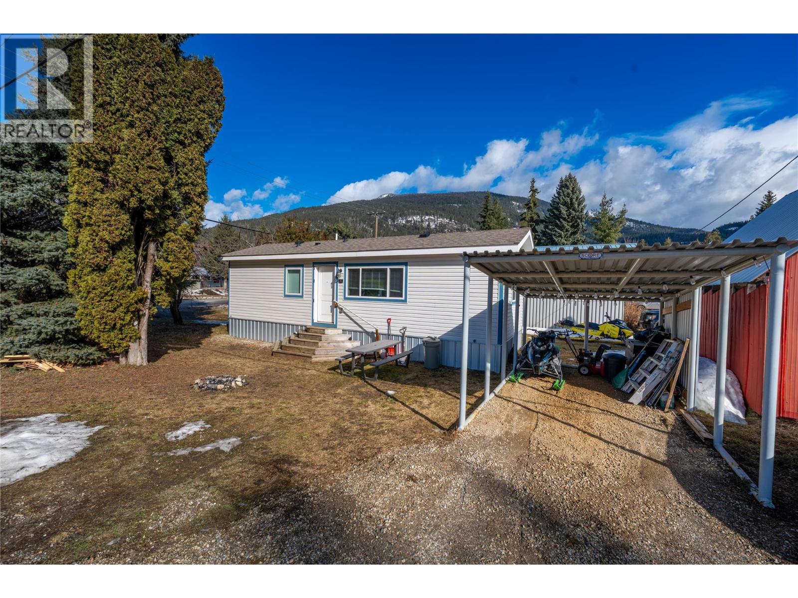 1204 Maplewood Street Unit# 1a, Revelstoke, British Columbia  V0E 2S0 - Photo 2 - 10376716